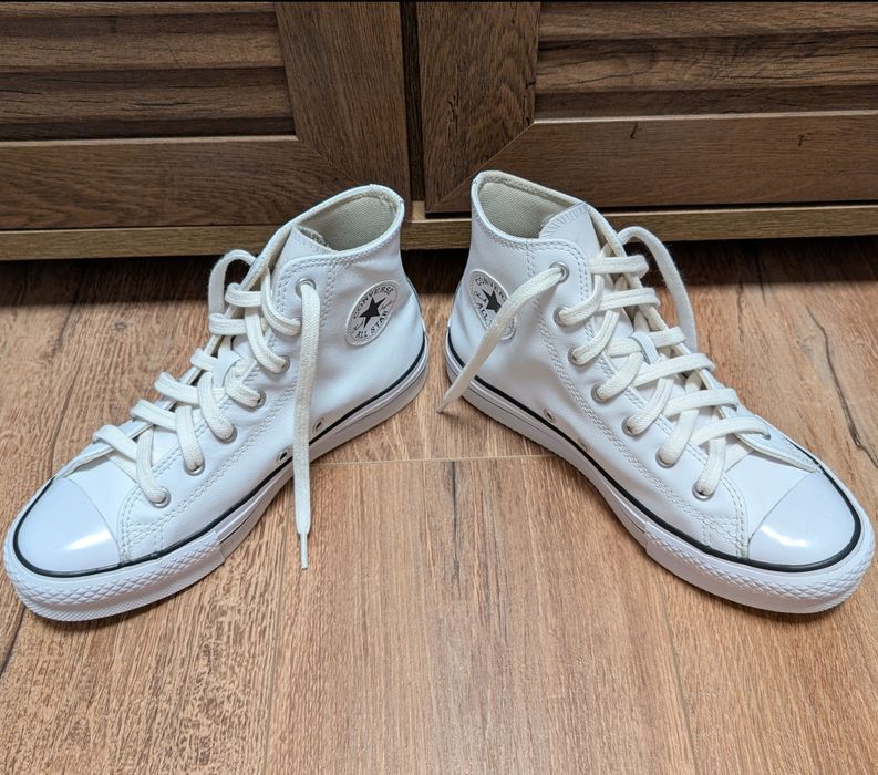 Converse All Star – adidași albi din piele, stare foarte bună, 36,5