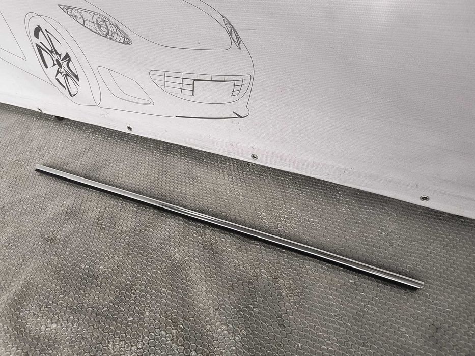 Ornament Geam Față Stânga BMW Seria 3 E92 / E93 2007-2013 Cod OEM 51337119079 (1C4)