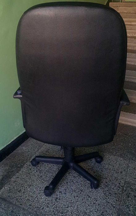 Директроски , кожен,  офис стол