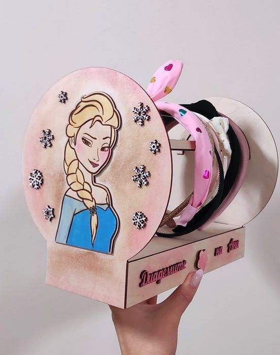 Поставка за диадеми