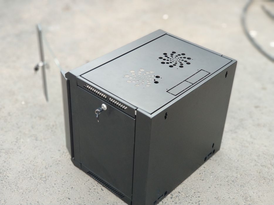 Серверный шкаф, телекоммуникационный 69U