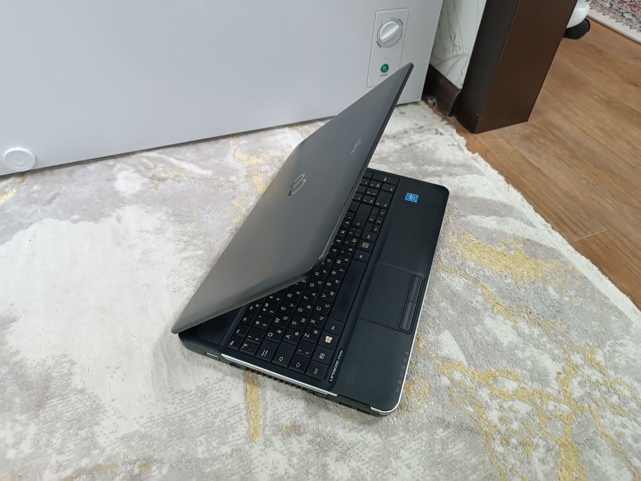 Ноутбук, ДЁШЕВО Windows 7.