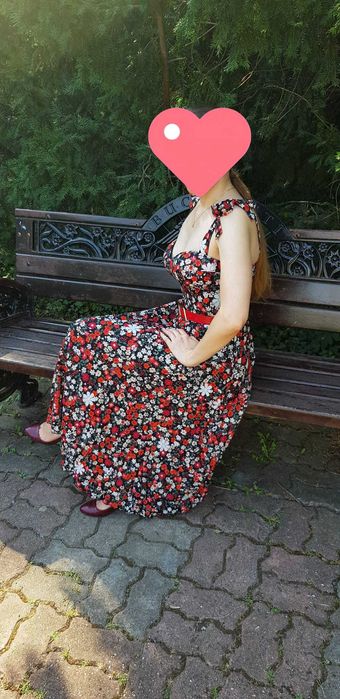 Rochie de seară midi cu imprimeu floral