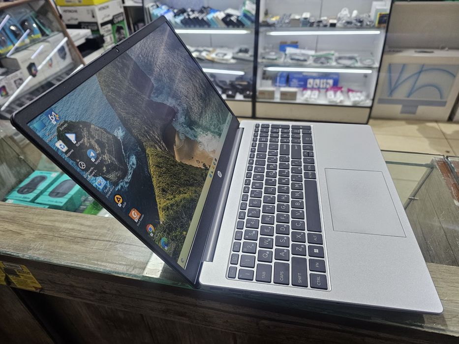 HP 250 Core i5 13-поколения