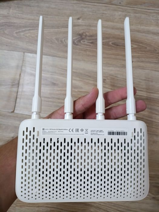 Роутер Xiaomi Mi Router 4A Gigabit Edition.
