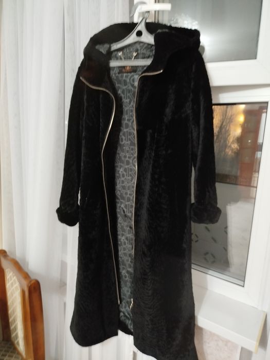 продам дубленку в отличном состояний