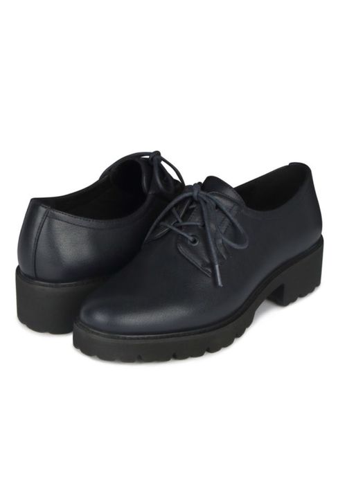 Продам новые ботинки лоферы