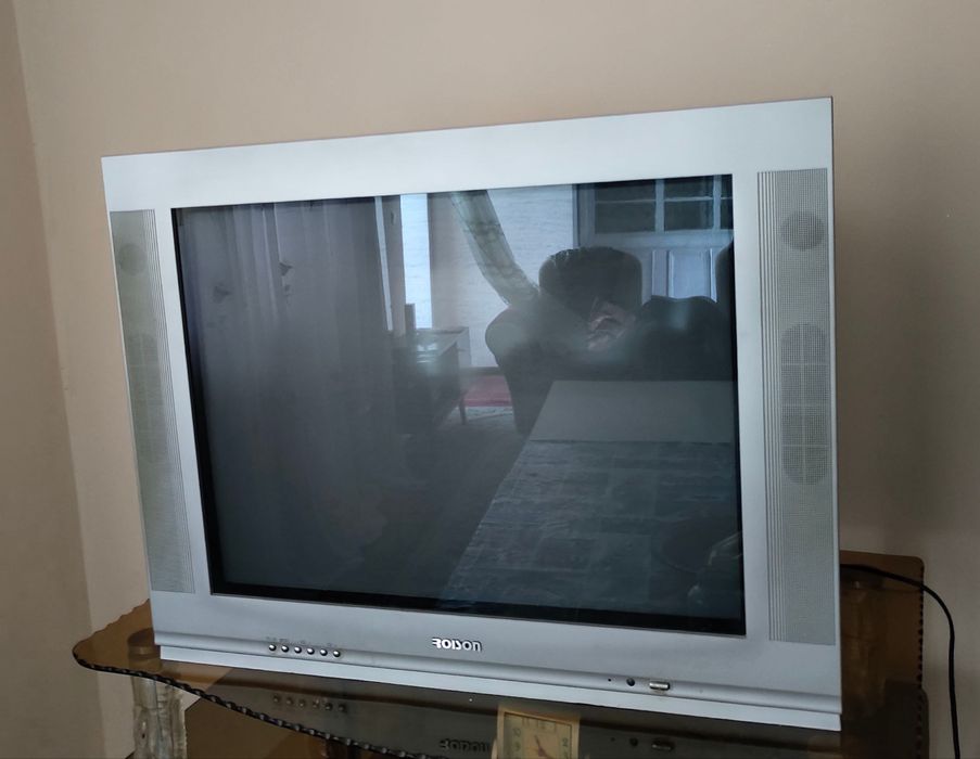 Продаётся телевизор Royson