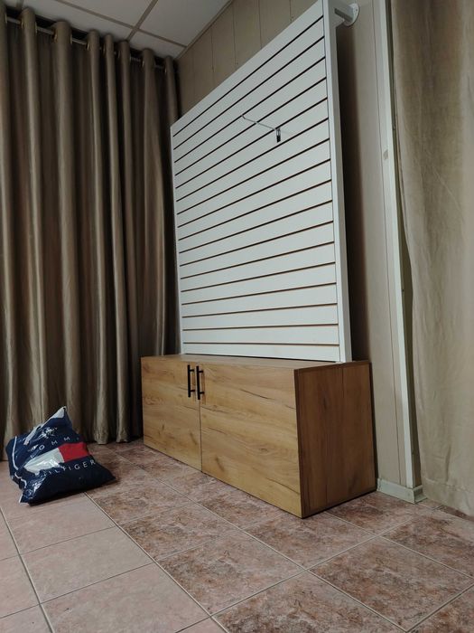 Торговое оборудование для магазинов одежды