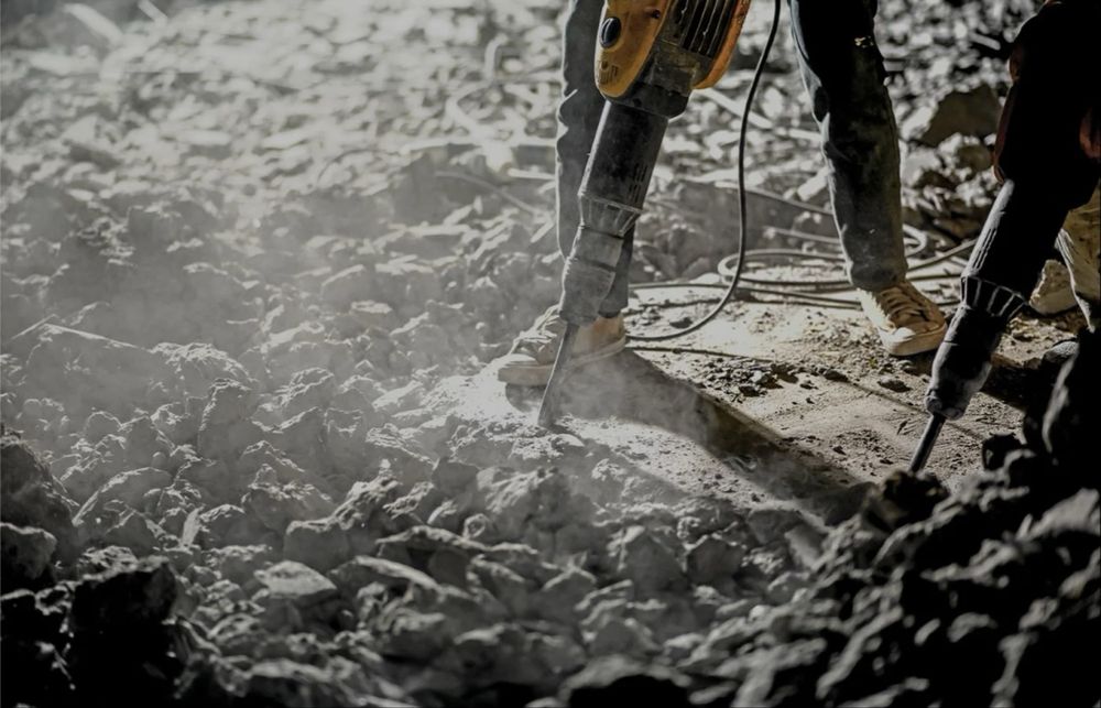 Демонтаж, резка стен)