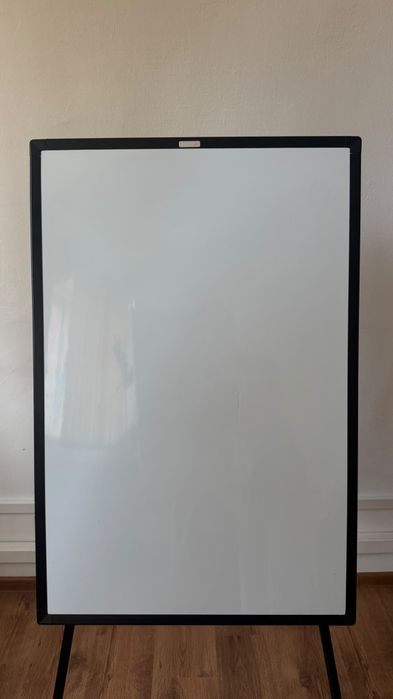 Whiteboard magnetic cu trepied 60 x 90