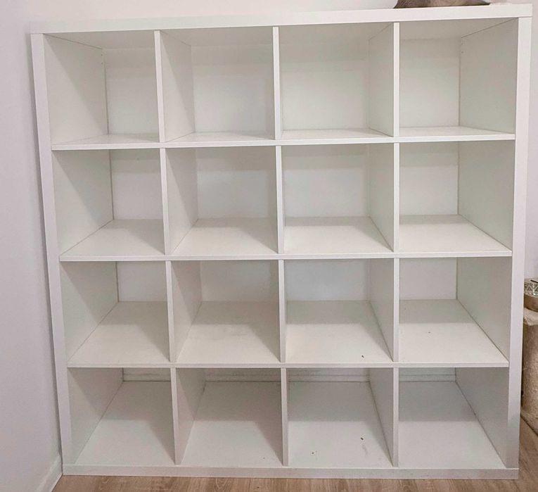 IKEA etajeră KALLAX cub