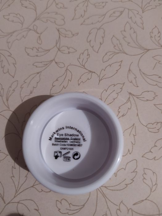 Тени постельных тонов