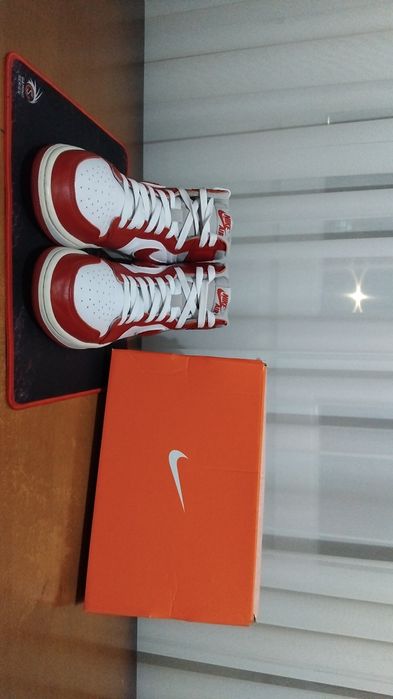 Jordan 1 Varsity Red 42