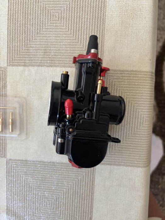 Карбуратор PWK спортен 21мм към колектора, изхода за филтъра е 50мм