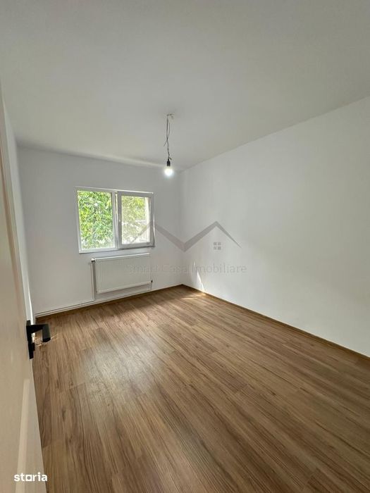 Apartament 4 camere etajul 1 Piata Dacia