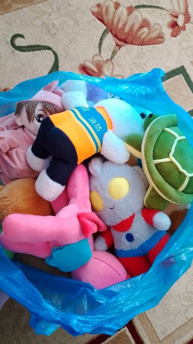 Мягкие игрушки продам