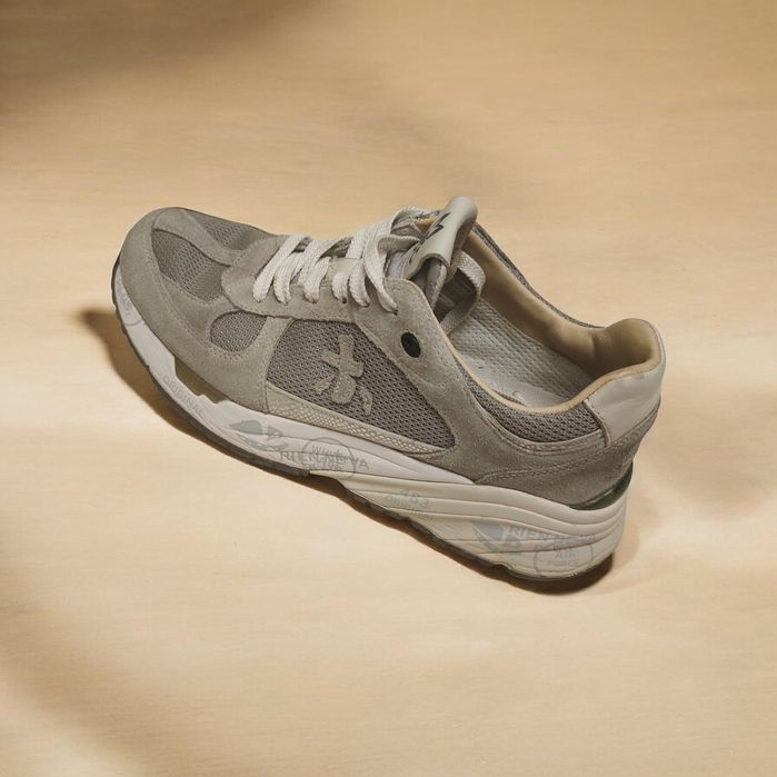 Кроссовки женские оригинал