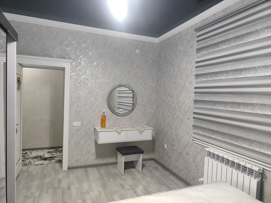 Qarshi Shahar Umida oldidan uy bor 28-dom 87-kvart