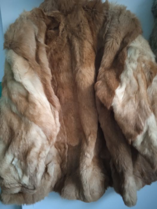 Шуба Германия Красный Волк Канадский48р и Винтаж  Сибирский серый Волк