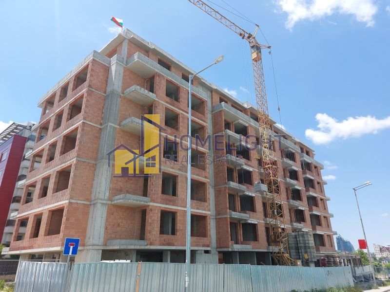 Продава се Тристаен апартамент в София, Младост 1 - 79 кв.м за 2355 €/кв.м - Снимка #4