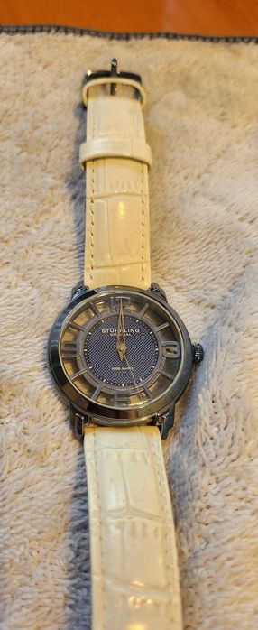 Часы женские Stuhrling Skeleton