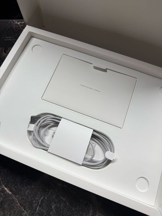 Продается новый Macbook Pro M2 1 ТБ