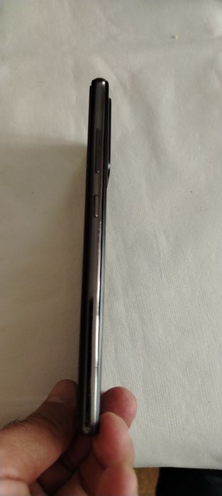 Телефон Samsung A52