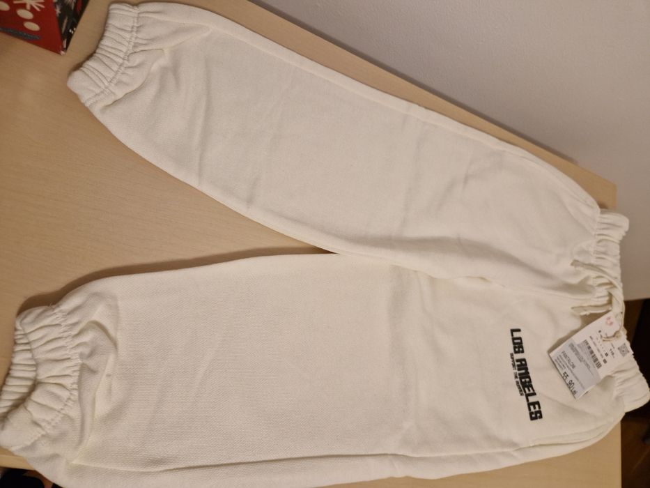Pantaloni jogger marimea 116