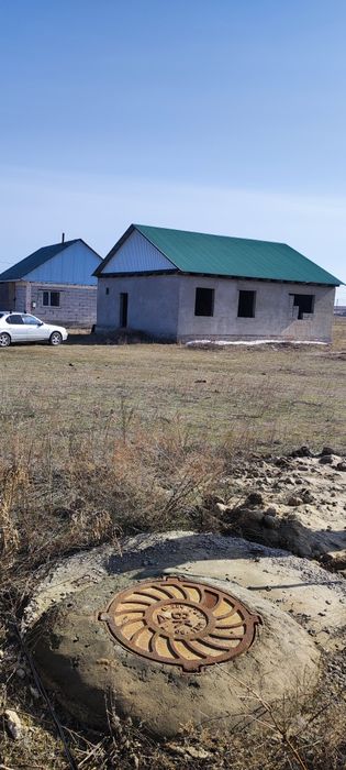 Продам недостроенный дом 11*12 м,в городе Алатау