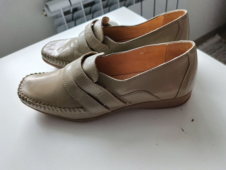 Продам женскую обувь, босоножки, туфли