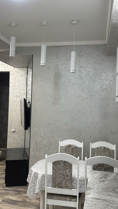 Продается 3 комнатная сталинка