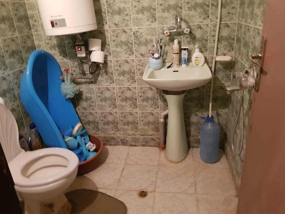 Продава се Къща в с. Бели Осъм, Област Ловеч - 280 кв.м за 251 €/кв.м - Снимка #13