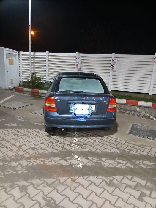 Vând masina opel astra