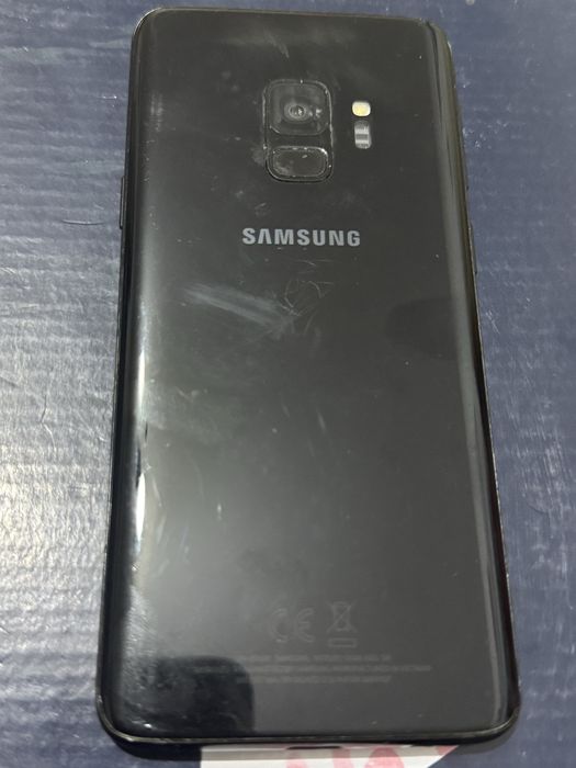 Samsung s9.            ,