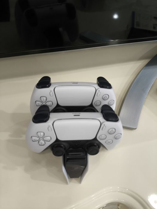 Продам Ps5 отличном состоянии