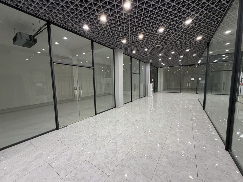 Сдаеться в аренду магазины в Festival Mall