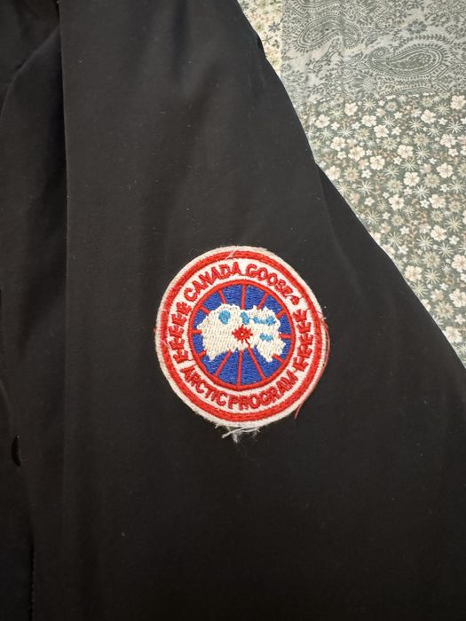 Продам куртку для подростка.