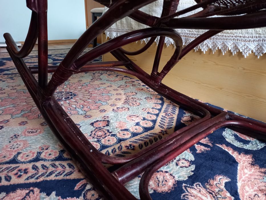 Лежанка - люлеещ се стол, състояние - отлична