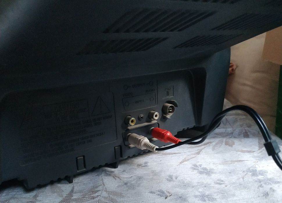 Телевизор Самсунг .