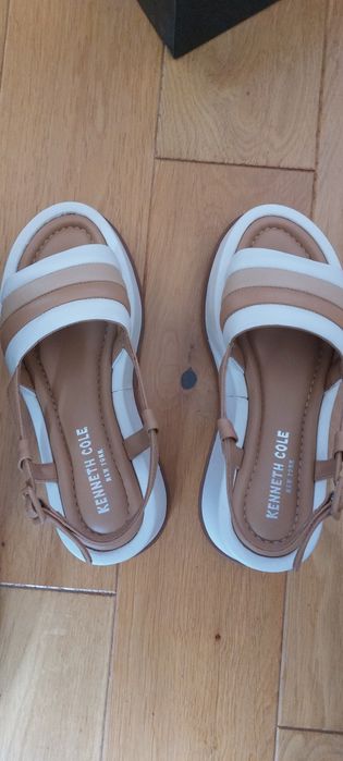 Sandale Kenneth Cole