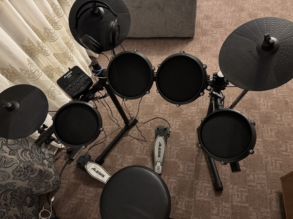 Tobe alesis torbo