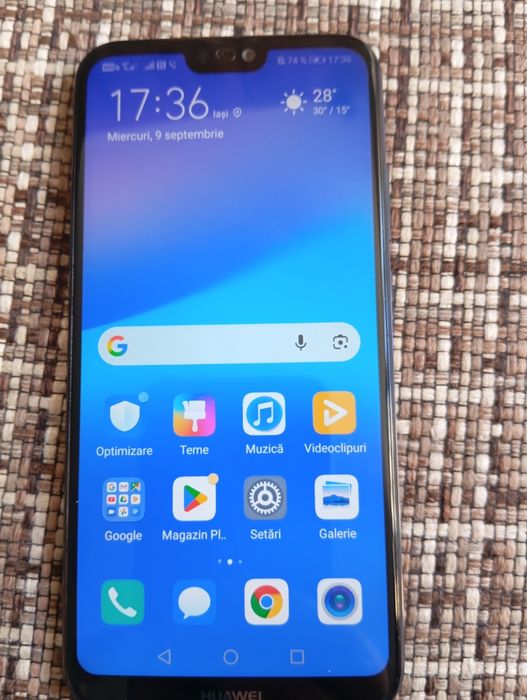 Vind telefon Huawei P20.