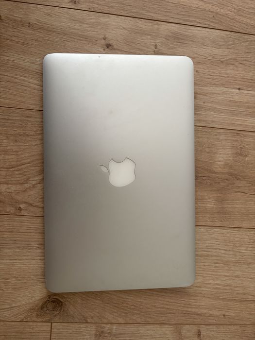 Macbook Air 11” inch