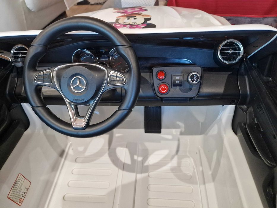 Акумулаторна двуместна детска кола  Mercedes Bezn GLC 63S /XMX608/