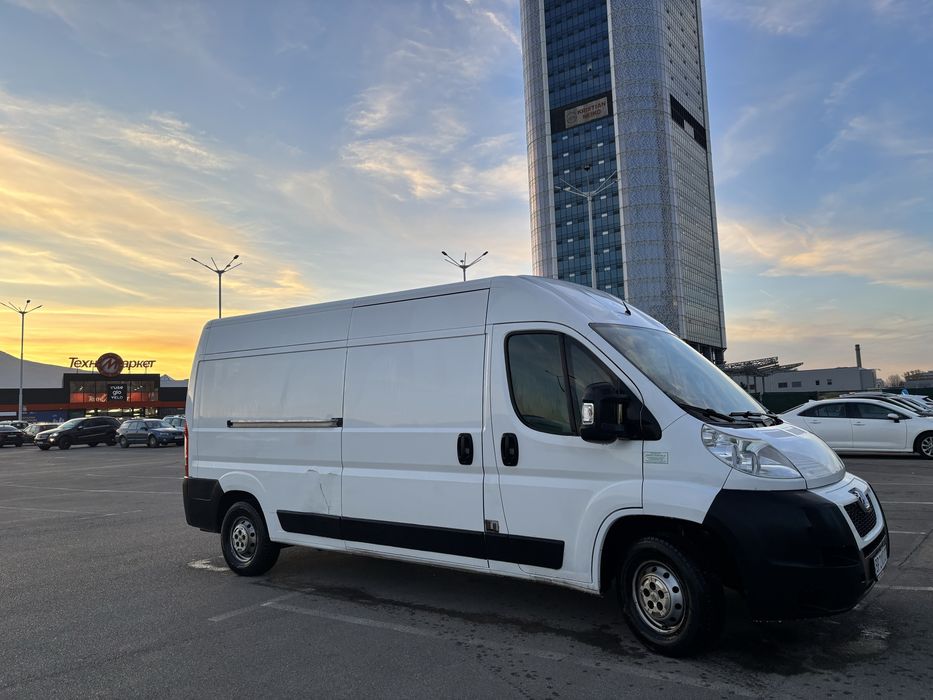 Транспортни услуги с бус