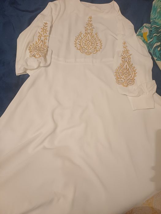 Женское казахское платье