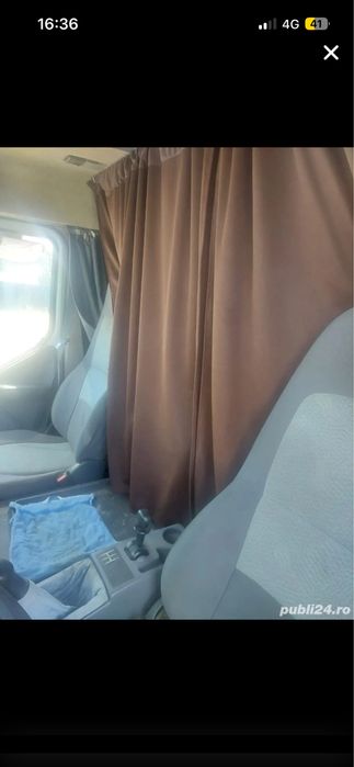 vand /schimb camion renault midlum an 2005