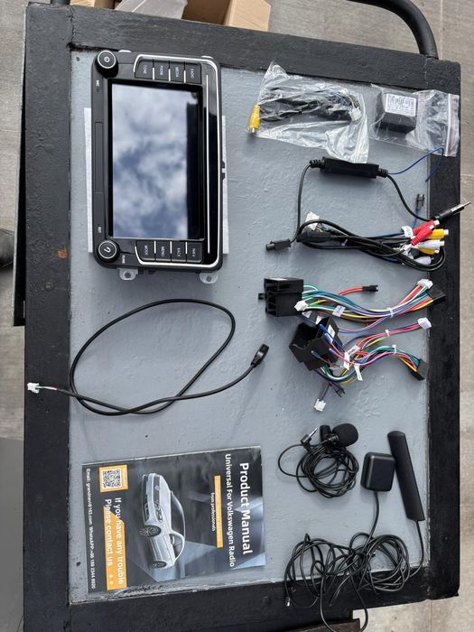 Продавам навигация за Фолксваген.