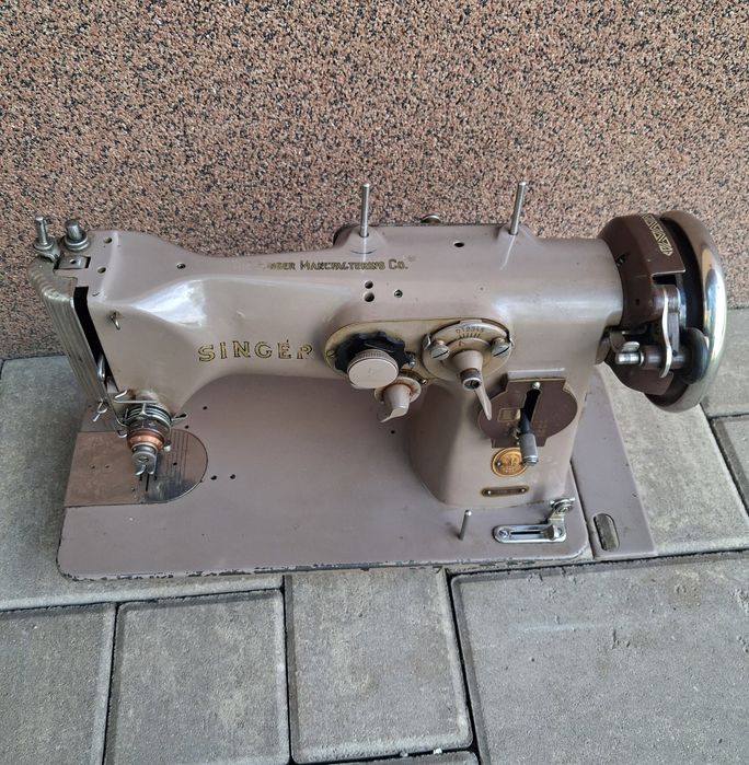 Masina de cusut Singer 316g
